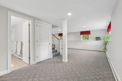 43 Alice Court Portland ME 04103