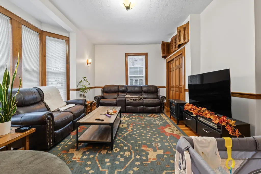 91 Bradley Street Saco ME 04072