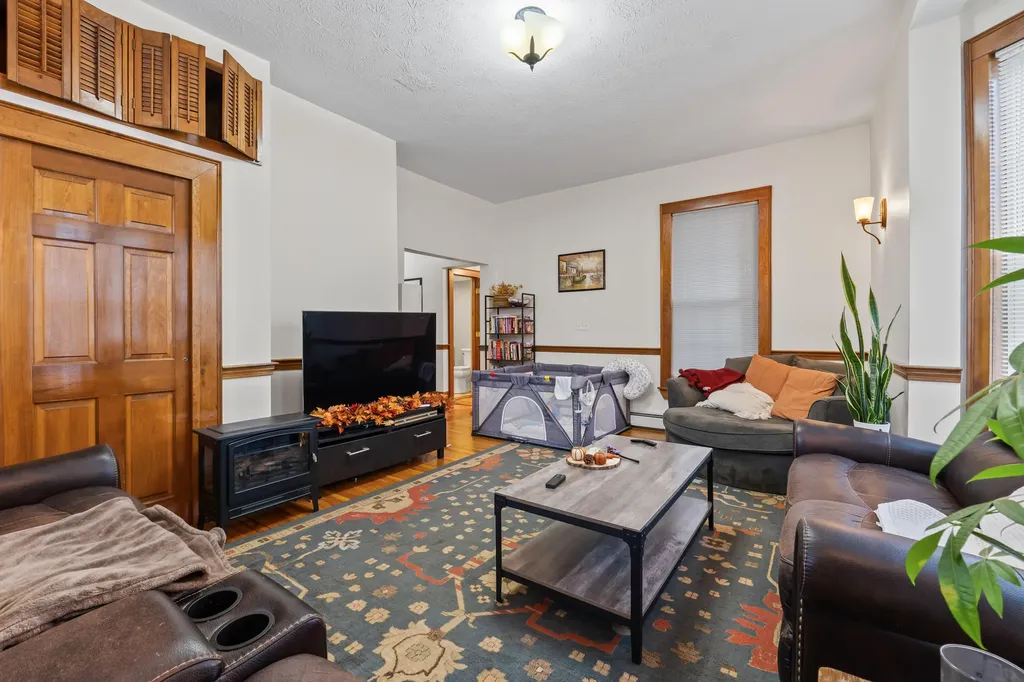 91 Bradley Street Saco ME 04072