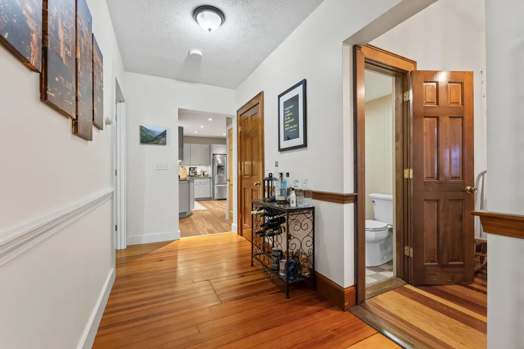 91 Bradley Street Saco ME 04072