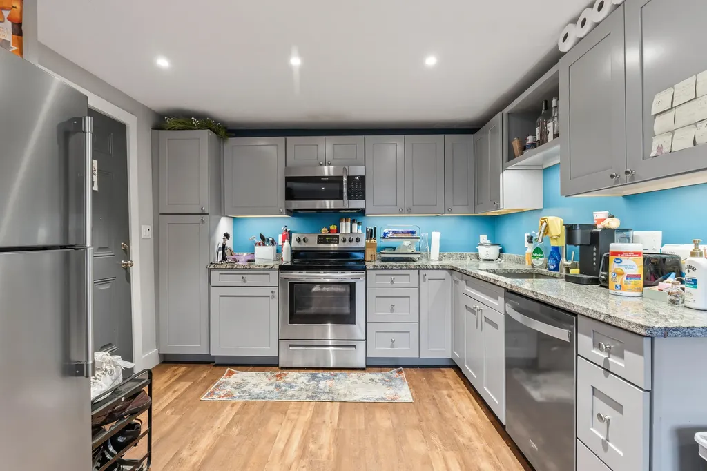 91 Bradley Street Saco ME 04072