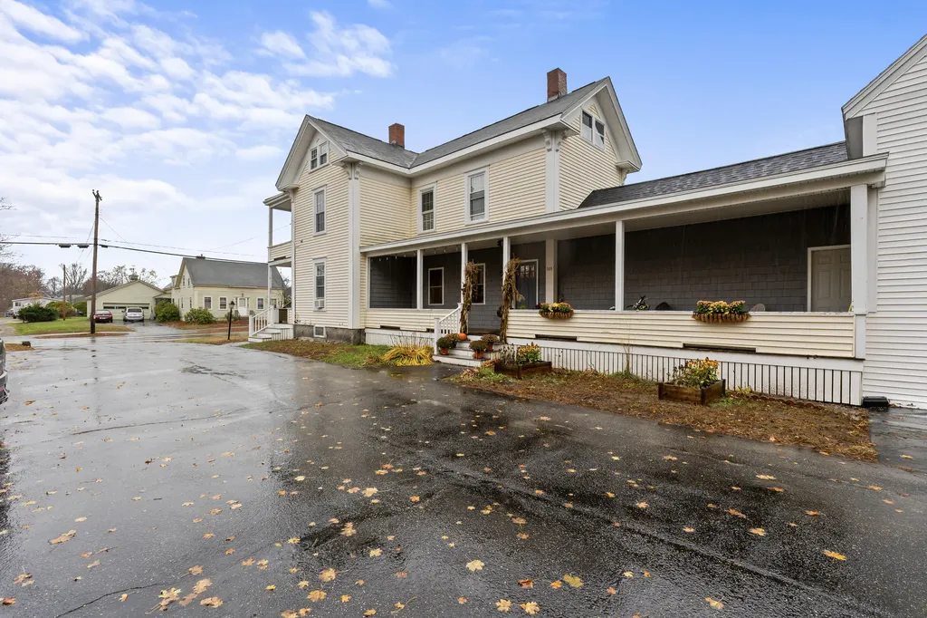 91 Bradley Street Saco ME 04072