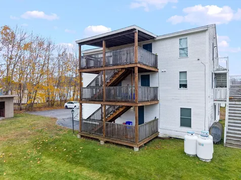 91 Bradley Street Saco ME 04072