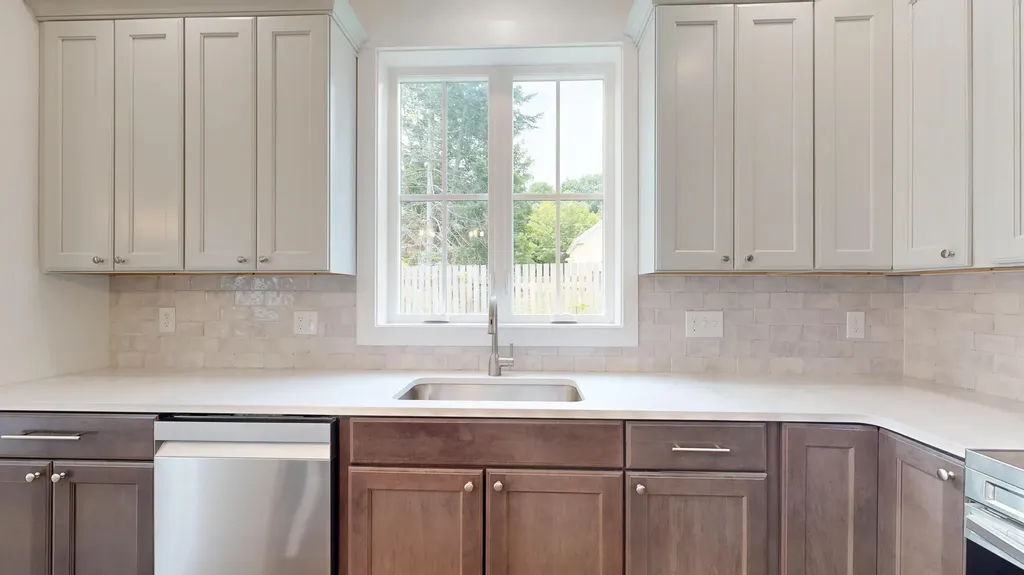 33 Magnolia Lane Gardiner ME 04345