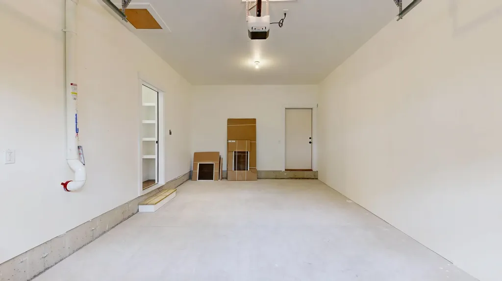 33 Magnolia Lane Gardiner ME 04345