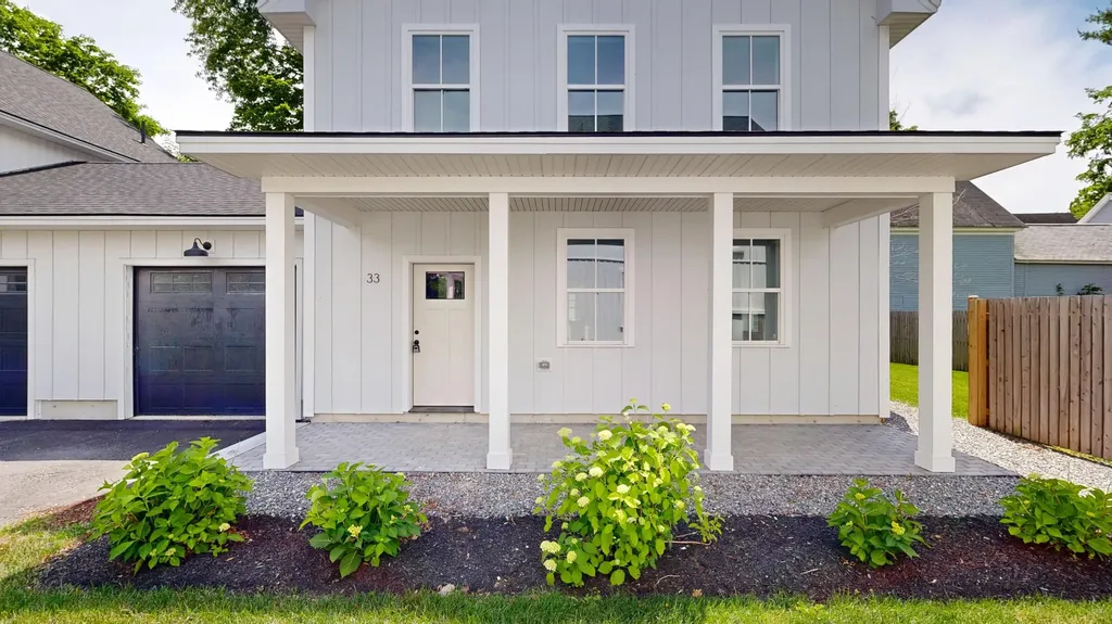 33 Magnolia Lane Gardiner ME 04345