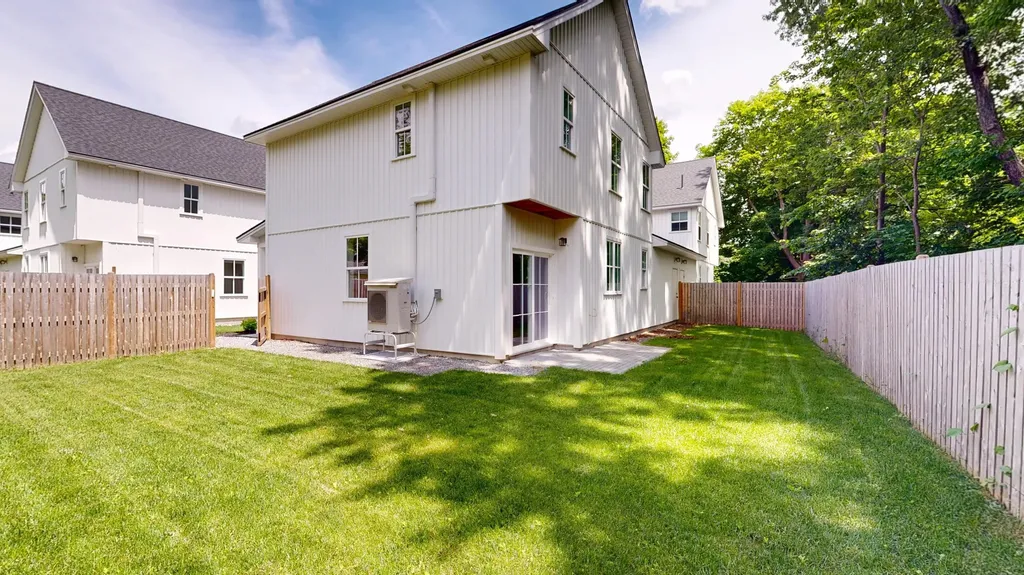 33 Magnolia Lane Gardiner ME 04345