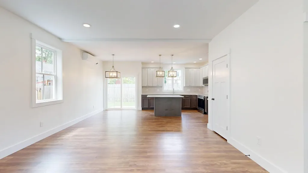 33 Magnolia Lane Gardiner ME 04345