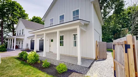 33 Magnolia Lane Gardiner ME 04345