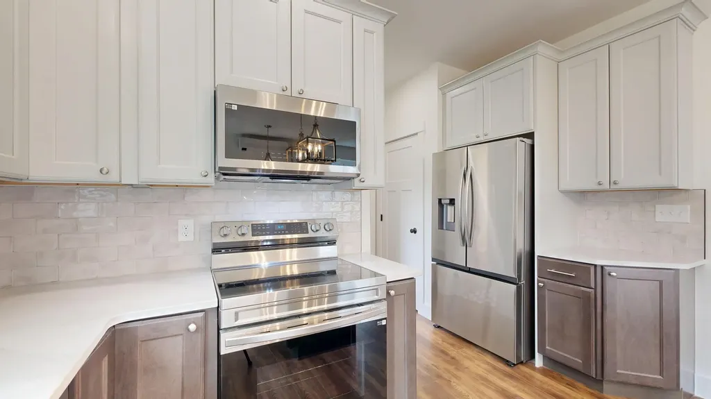 29 Magnolia Lane Gardiner ME 04345