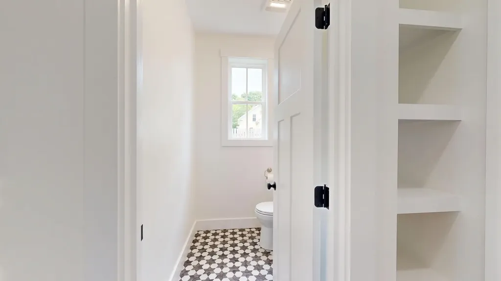29 Magnolia Lane Gardiner ME 04345