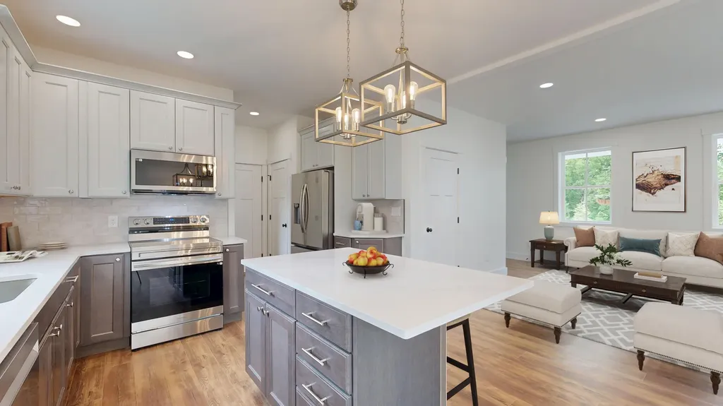 29 Magnolia Lane Gardiner ME 04345