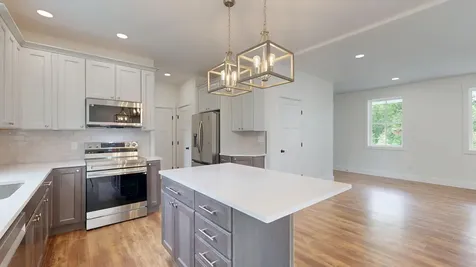 29 Magnolia Lane Gardiner ME 04345