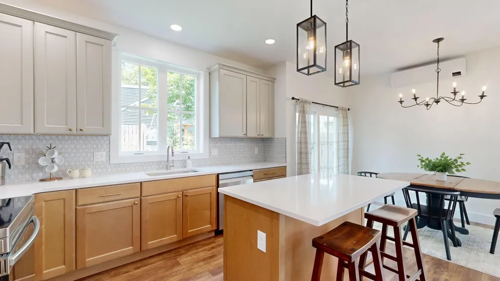 25 Magnolia Lane Gardiner ME 04345