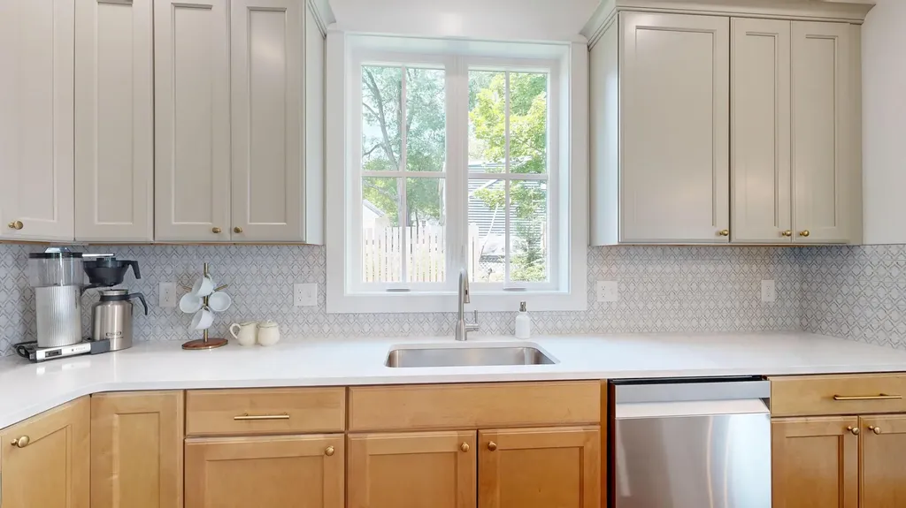 25 Magnolia Lane Gardiner ME 04345