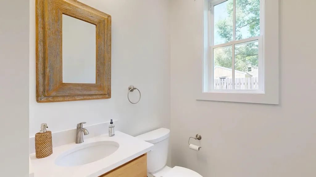 25 Magnolia Lane Gardiner ME 04345