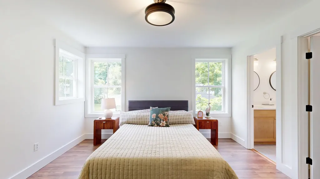 25 Magnolia Lane Gardiner ME 04345