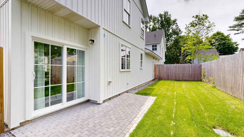 25 Magnolia Lane Gardiner ME 04345