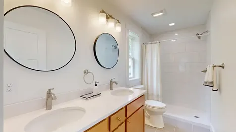 25 Magnolia Lane Gardiner ME 04345