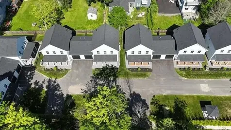 25 Magnolia Lane Gardiner ME 04345