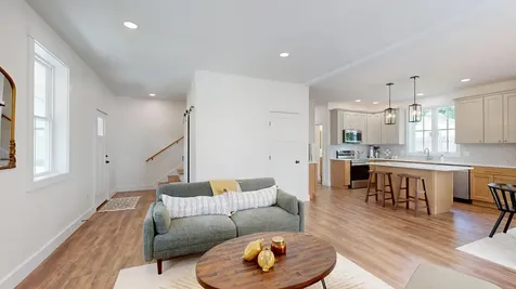 25 Magnolia Lane Gardiner ME 04345