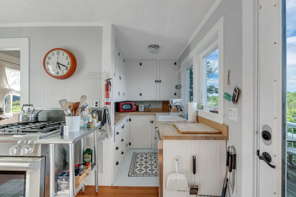 564 Parker Head Road Phippsburg ME 04562