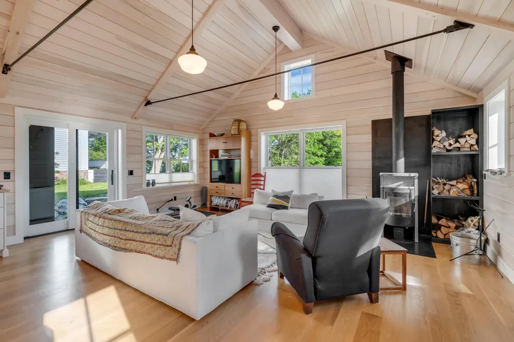 564 Parker Head Road Phippsburg ME 04562