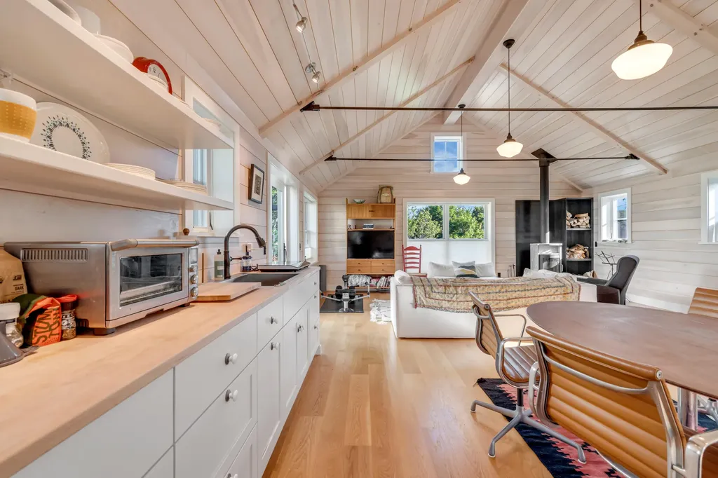 564 Parker Head Road Phippsburg ME 04562