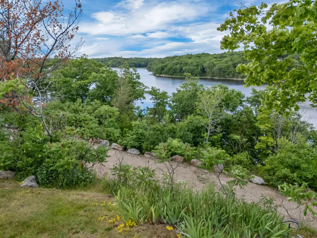 564 Parker Head Road Phippsburg ME 04562