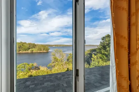 564 Parker Head Road Phippsburg ME 04562