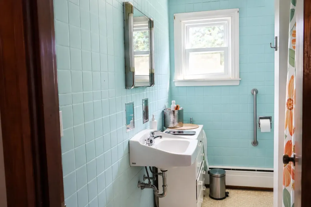 42 Belmont Avenue Randolph ME 04346