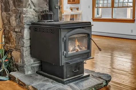 42 Birchwood Lane Poland ME 04274