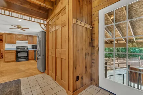 42 Birchwood Lane Poland ME 04274