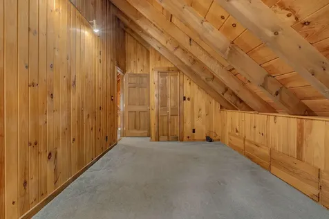 42 Birchwood Lane Poland ME 04274