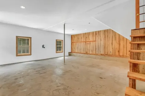 42 Birchwood Lane Poland ME 04274