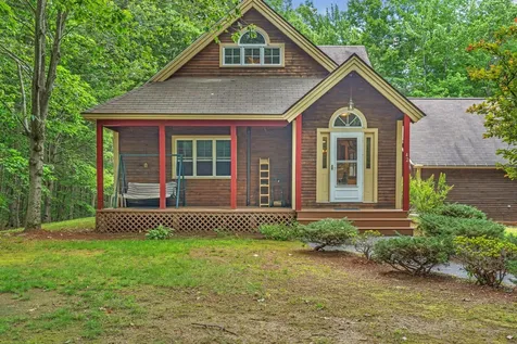 42 Birchwood Lane Poland ME 04274