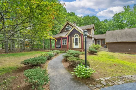 42 Birchwood Lane Poland ME 04274