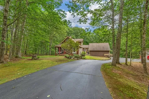 42 Birchwood Lane Poland ME 04274