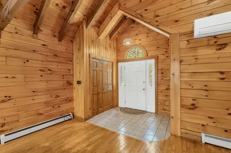 42 Birchwood Lane Poland ME 04274