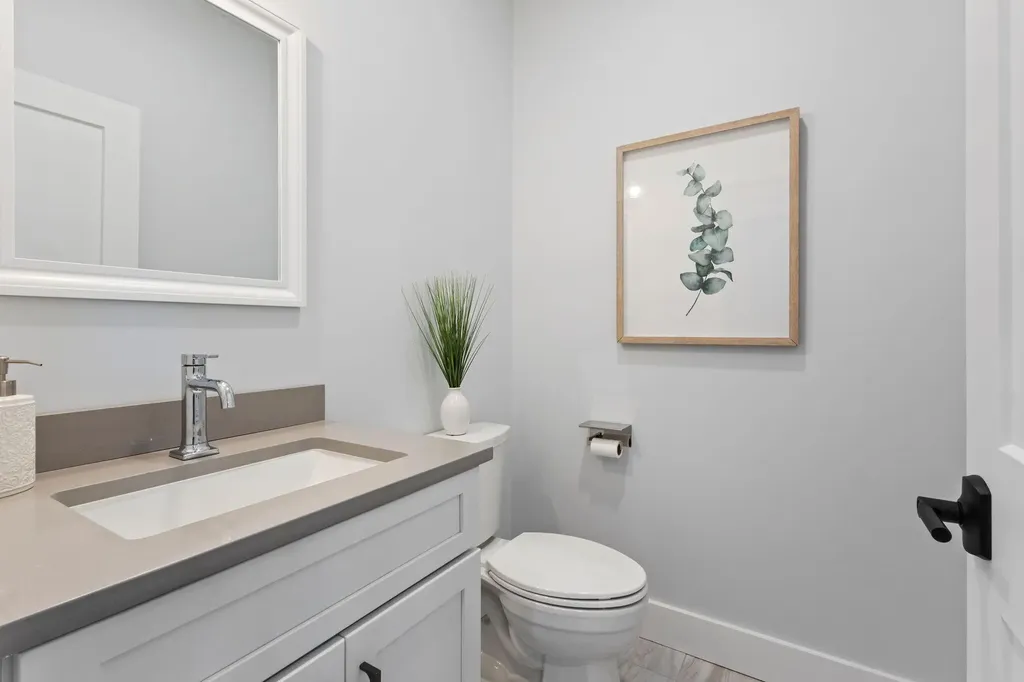 43 Rose Douglas Lane Brunswick ME 04011