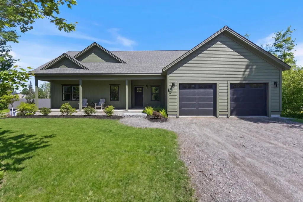 43 Rose Douglas Lane Brunswick ME 04011