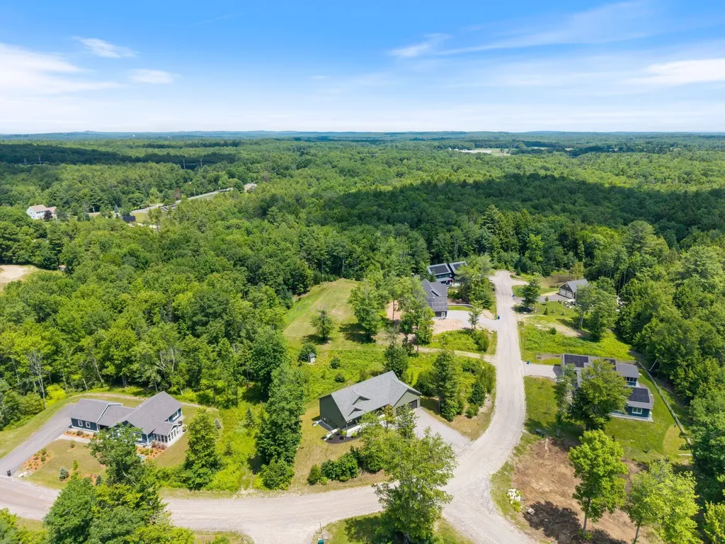 43 Rose Douglas Lane Brunswick ME 04011