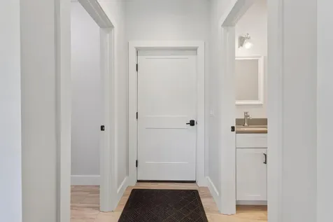43 Rose Douglas Lane Brunswick ME 04011