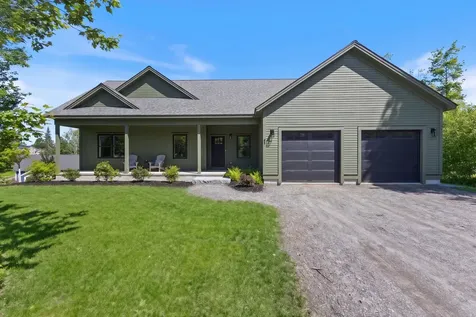 43 Rose Douglas Lane Brunswick ME 04011