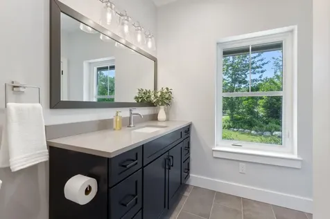43 Rose Douglas Lane Brunswick ME 04011