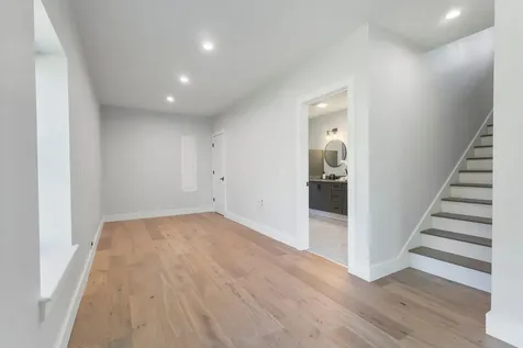 43 Rose Douglas Lane Brunswick ME 04011