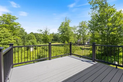 43 Rose Douglas Lane Brunswick ME 04011