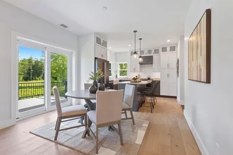 43 Rose Douglas Lane Brunswick ME 04011