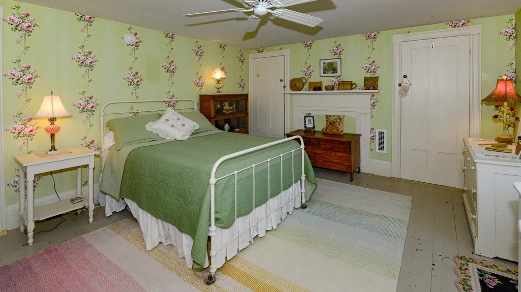 62 Old Elm Road Bridgton ME 04009