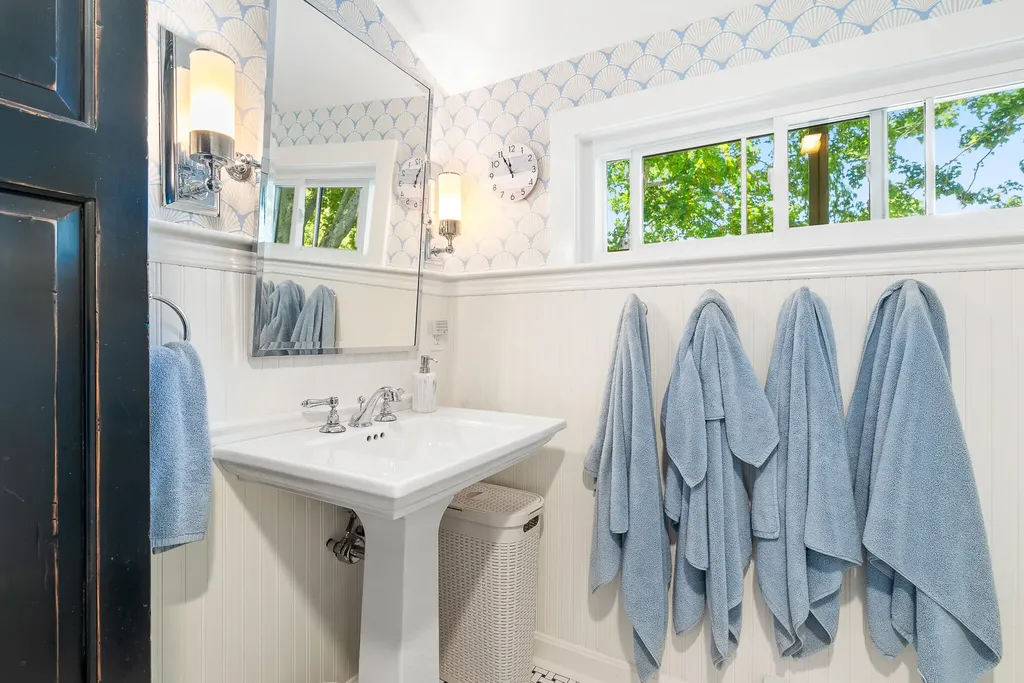 240 Shore Road Ogunquit ME 03907